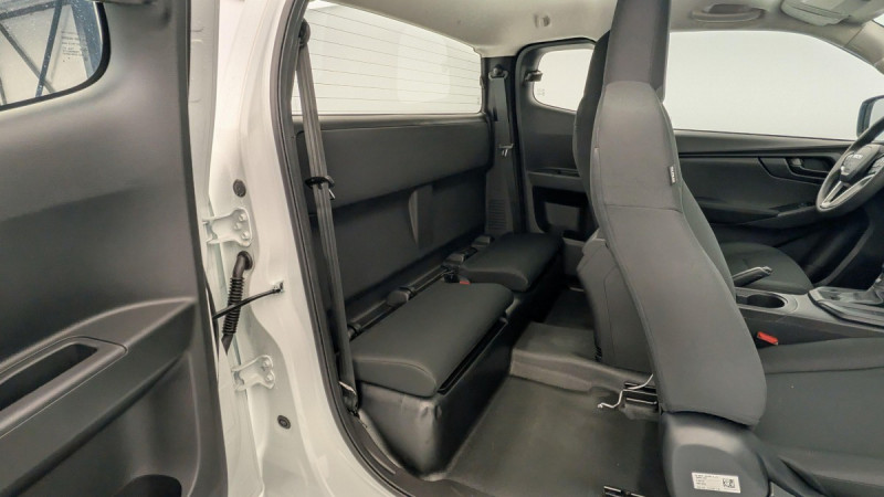 Photo 7 de l'offre de ISUZU D-MAX 1.9 4X4 SPACE CAB N60 B+ AT à 38686€ chez Carlyss automobiles Vitré