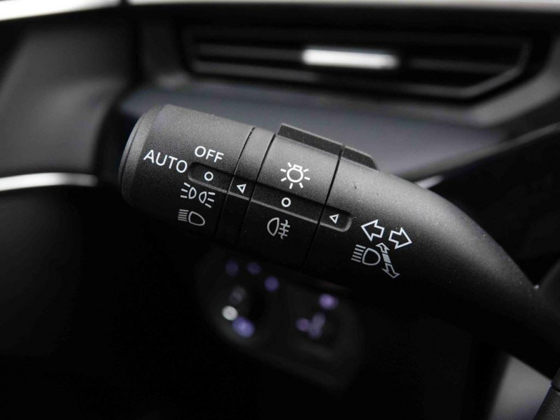 Photo 14 de l'offre de MG Motor MG3 1.5 HYBRID à 23498€ chez Carlyss automobiles Vitré