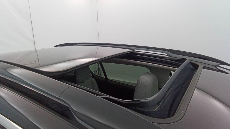 Photo 4 de l'offre de CITROEN C5 Aircross C5 Aircross Hybride Rechargeable 225 S&S e-EAT8 Shine Pack à 25598€ chez Carlyss automobiles Vitré