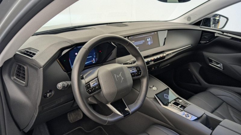 Photo 15 de l'offre de DS DS4 PureTech 130 EAT8 Rivoli à 22986€ chez Carlyss automobiles Vitré