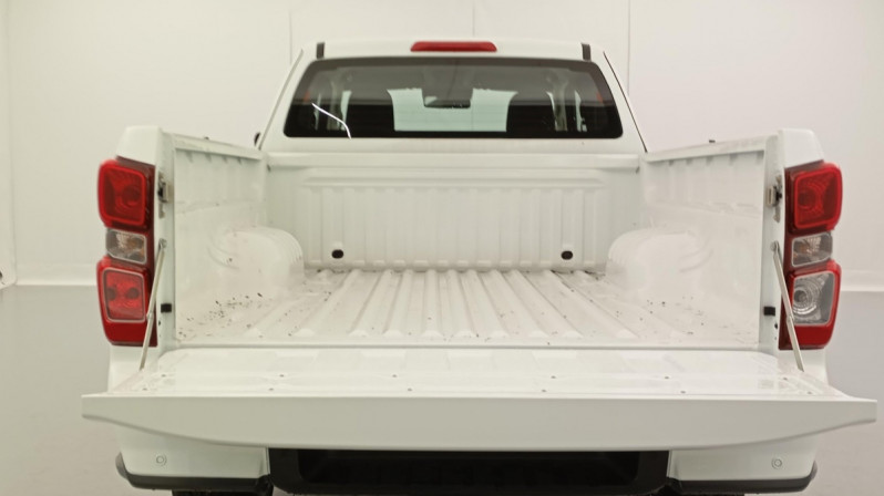 Photo 5 de l'offre de ISUZU D-MAX 1.9 4X4 SPACE CAB N60 B.B+  AT à 40609€ chez Carlyss automobiles Vitré