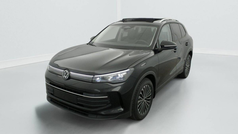 Photo 3 de l'offre de VOLKSWAGEN TIGUAN NOUVEAU 1.5 eTSI 150CV DSG7 LIFE PLUS à 37998€ chez Carlyss automobiles Vitré