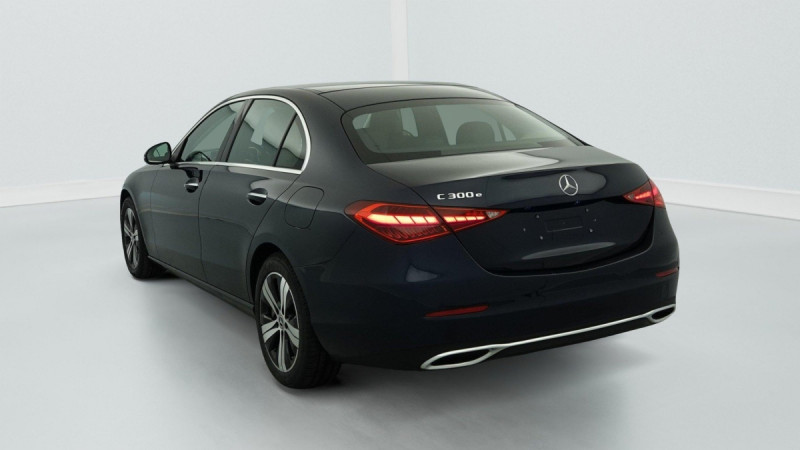 Photo 5 de l'offre de MERCEDES-BENZ CLASSE C 300 e 9G-Tronic Business Line à 36024€ chez Carlyss automobiles Vitré