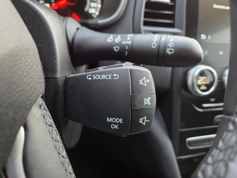 Photo 22 de l'offre de Renault Mégane Berline (4) Business TCe 115 FAP -21N à 16290€ chez Carlyss automobiles Vitré