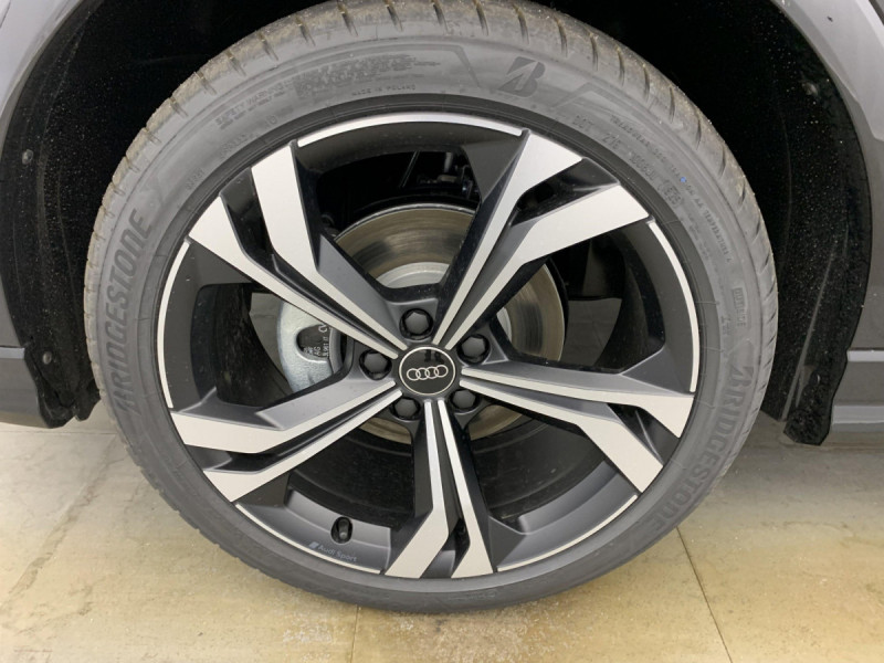 Photo 24 de l'offre de AUDI Q3 Sportback 35 TDI 150 ch S tronic 7 S line à 48598€ chez Carlyss automobiles Vitré
