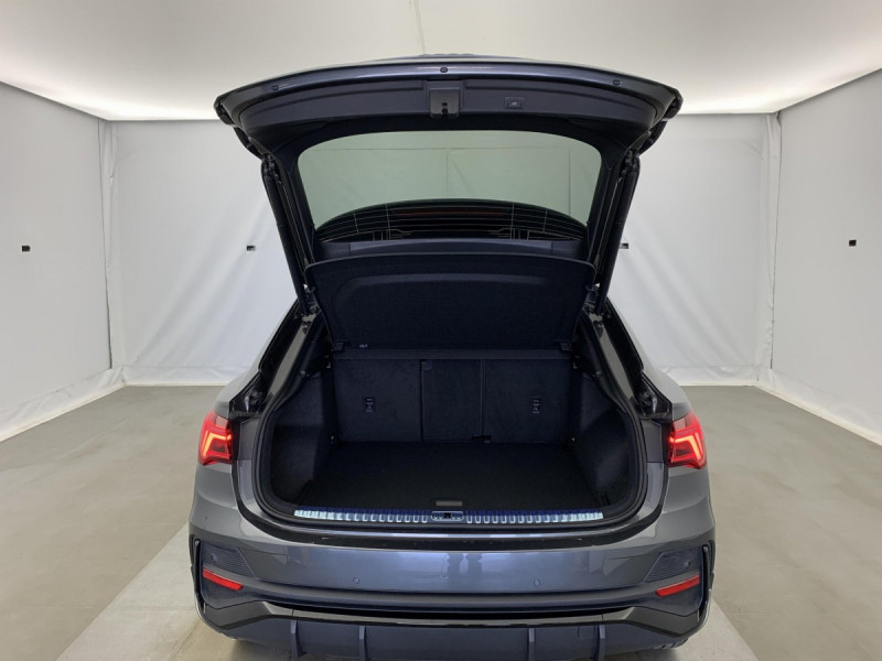 Photo 11 de l'offre de AUDI Q3 Sportback 35 TDI 150 ch S tronic 7 S line à 47998€ chez Carlyss automobiles Vitré