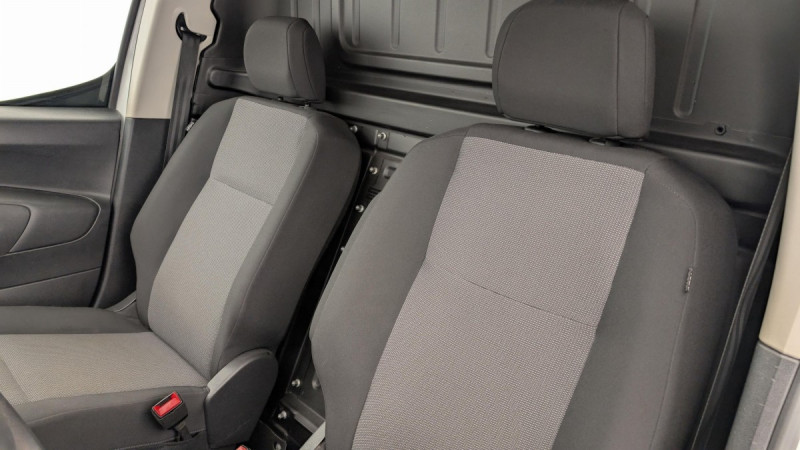 Photo 13 de l'offre de CITROEN BERLINGO VAN M 650 BLUEHDI 100 S&S CLUB à 13287€ chez Carlyss automobiles Vitré