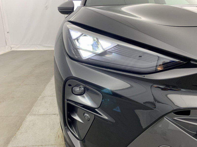 Photo 16 de l'offre de Cupra Terramar 1.5 eHybrid 204 ch DSG6 V à 40998€ chez Carlyss automobiles Vitré