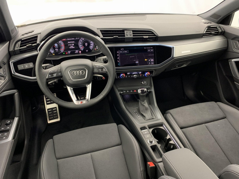 Photo 14 de l'offre de AUDI Q3 Sportback 35 TDI 150 ch S tronic 7 S line à 47998€ chez Carlyss automobiles Vitré