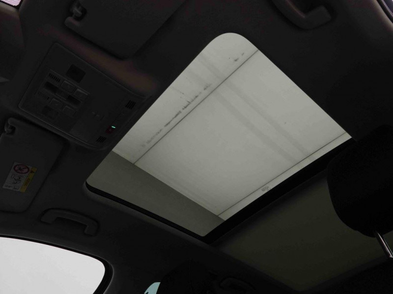 Photo 8 de l'offre de SKODA Superb 1.4 TSi 218 PHEV Combi Edition à 32177€ chez Carlyss automobiles Vitré