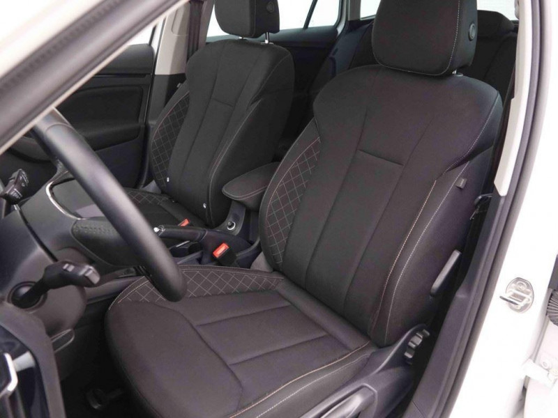 Photo 7 de l'offre de SKODA Scala 1.0 TSi 95 Edition à 21198€ chez Carlyss automobiles Vitré