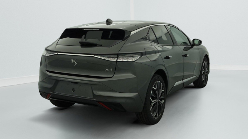 Photo 7 de l'offre de DS DS4 BlueHDi 130 EAT8 Etoile - Alcantara à 28264€ chez Carlyss automobiles Vitré
