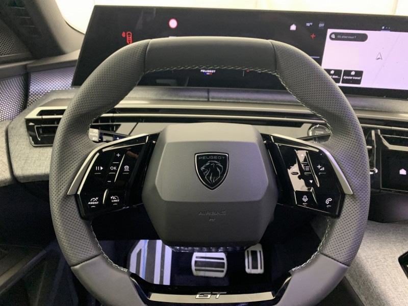 Photo 16 de l'offre de PEUGEOT 3008 Hybrid 145 e-DCS6 GT à 32568€ chez Carlyss automobiles Vitré