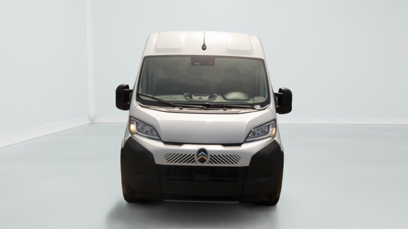 Photo 4 de l'offre de CITROEN Jumper Fourgon TOLE 35 L3H2 180 S&S BVA8 à 32637€ chez Carlyss automobiles Vitré