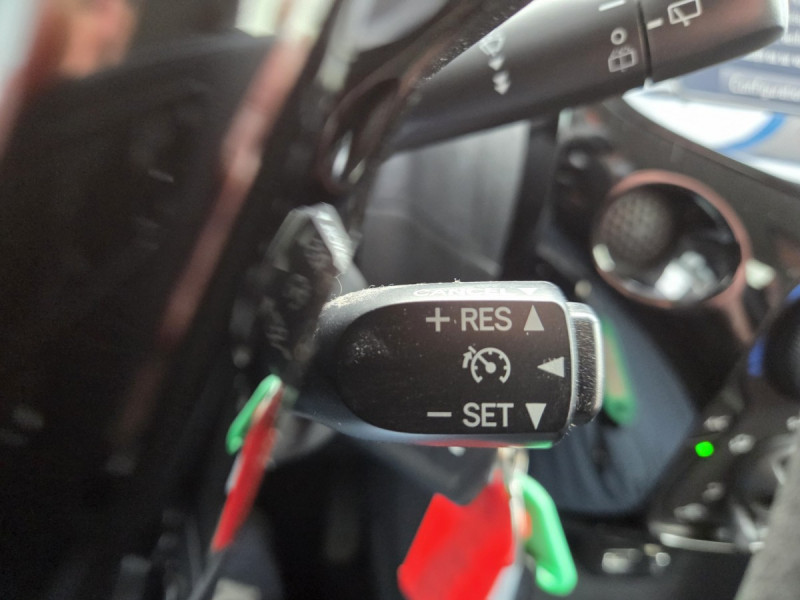 Photo 13 de l'offre de Citroën C1 (2) VTi 72 S&S BVM Feel à 9490€ chez Carlyss automobiles Vitré