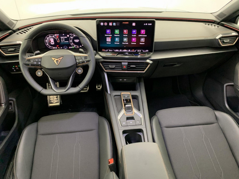 Photo 13 de l'offre de Cupra LEON Sportstourer eHybrid 204 ch DSG6 V à 33498€ chez Carlyss automobiles Vitré