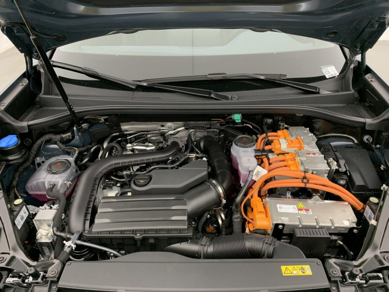 Photo 15 de l'offre de Cupra Terramar 1.5 eHybrid 204 ch DSG6 V à 41998€ chez Carlyss automobiles Vitré