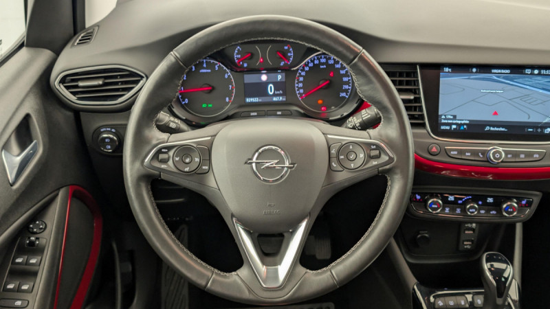 Photo 14 de l'offre de OPEL Crossland 1.2 Turbo 130 ch BVA6 GS Line à 14998€ chez Carlyss automobiles Vitré