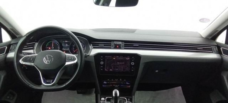 Photo 13 de l'offre de VOLKSWAGEN Passat SW Passat SW 1.4 TSI Hybride Rechargeable DSG6 GTE à 28598€ chez Carlyss automobiles Vitré