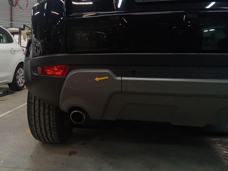 Photo 8 de l'offre de LAND-ROVER Range Rover Evoque Range Rover Evoque Mark VI TD4 150 BVA Pure à 28598€ chez Carlyss automobiles Vitré