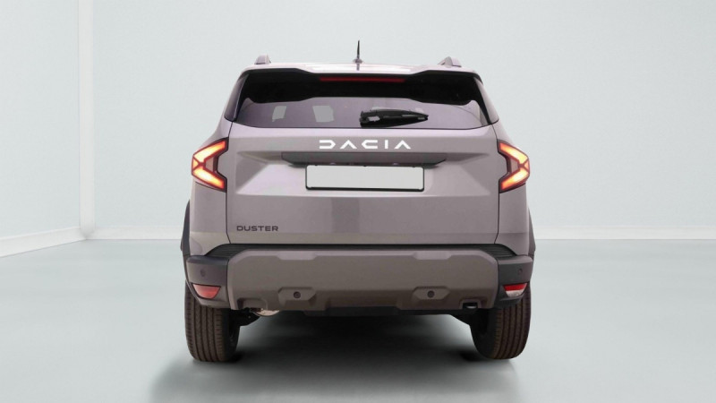 Photo 4 de l'offre de DACIA DUSTER 1.2 Mild Hybrid 130 Journey à 26688€ chez Carlyss automobiles Vitré