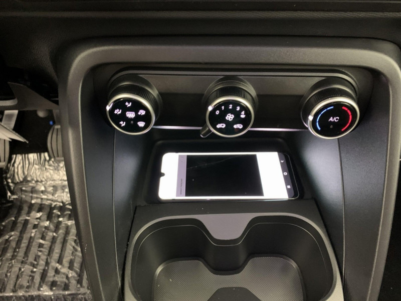 Photo 10 de l'offre de Citroën C3 SOCIETE NOUVELLE TURBO 100 BVM PRO à 17457€ chez Carlyss automobiles Vitré