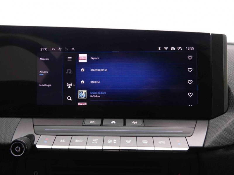 Photo 7 de l'offre de OPEL Astra 1.2 T 130 Automaat SportsTourer Edition à 23734€ chez Carlyss automobiles Vitré