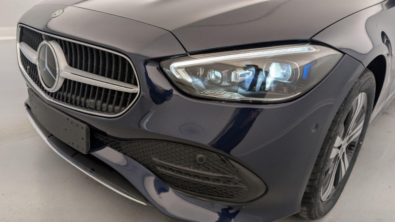 Photo 22 de l'offre de MERCEDES-BENZ CLASSE C 300 e 9G-Tronic Business Line à 36024€ chez Carlyss automobiles Vitré