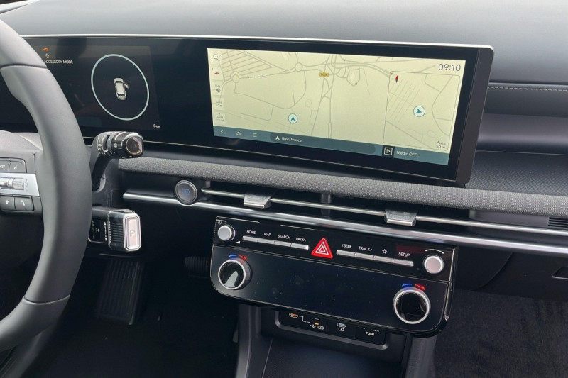 Photo 13 de l'offre de HYUNDAI Tucson 1.6 T-GDI 215 Hybrid BVA6 Creative à 34498€ chez Carlyss automobiles Vitré