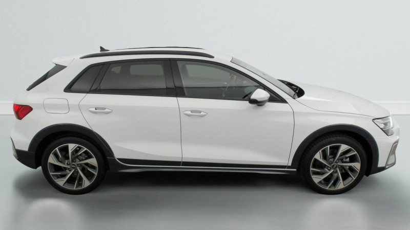 Photo 8 de l'offre de Audi A3 ALLSTREET TFSI e Hybride rechargeable 204 S tronic 6 Design à 42998€ chez Carlyss automobiles Vitré