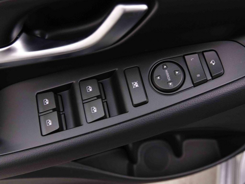 Photo 20 de l'offre de HYUNDAI I30 1.0 T-GDi 100 DCT Go Plus à 24320€ chez Carlyss automobiles Vitré