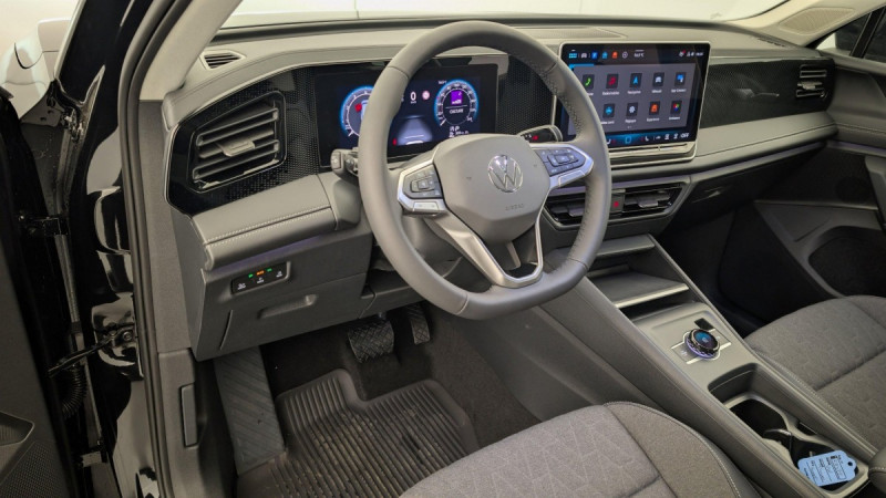 Photo 15 de l'offre de VOLKSWAGEN TIGUAN NOUVEAU 1.5 eTSI 150CV DSG7 LIFE PLUS à 37998€ chez Carlyss automobiles Vitré