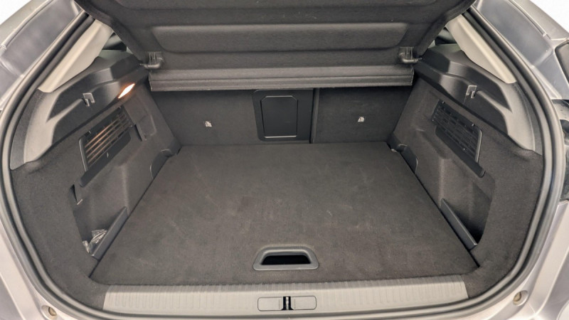 Photo 11 de l'offre de CITROEN C4 PureTech 130 S&S BVM6 Shine à 15804€ chez Carlyss automobiles Vitré