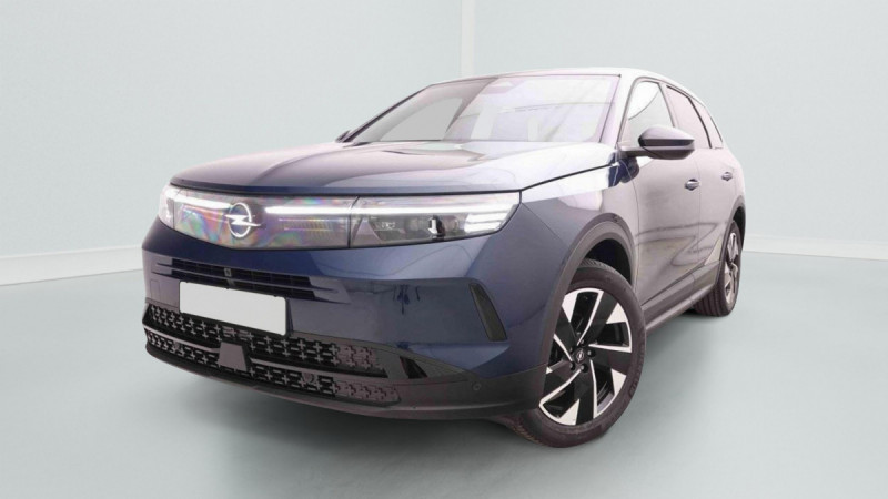 Photo 1 de l'offre de OPEL Grandland 1.2 T Hybrid 145 GS à 35402€ chez Carlyss automobiles Vitré