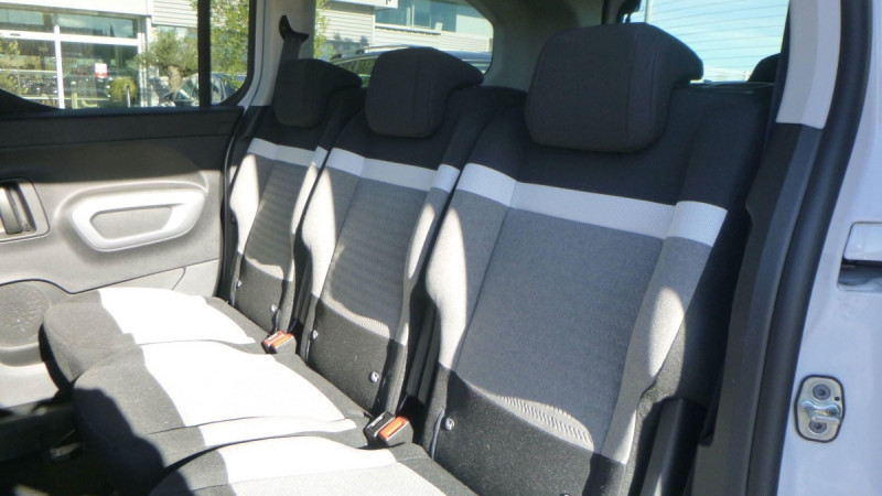 Photo 11 de l'offre de CITROEN Berlingo Berlingo Taille XL BlueHDi 130 S&S EAT8 Max à 34098€ chez Carlyss automobiles Vitré