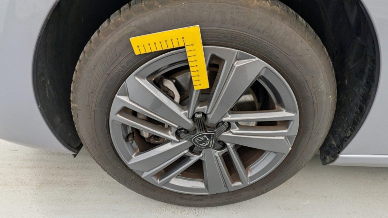 Photo 26 de l'offre de PEUGEOT 308 SW PureTech 130ch S&S BVM6 Allure à 20953€ chez Carlyss automobiles Vitré