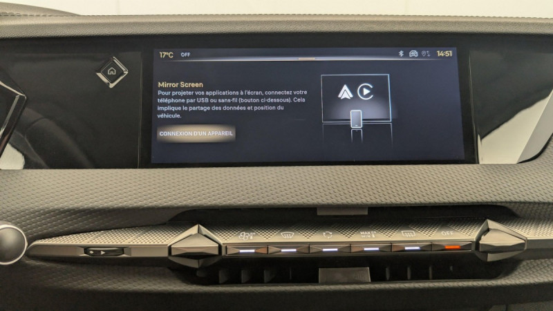 Photo 19 de l'offre de DS DS4 PureTech 130 EAT8 Rivoli à 23656€ chez Carlyss automobiles Vitré