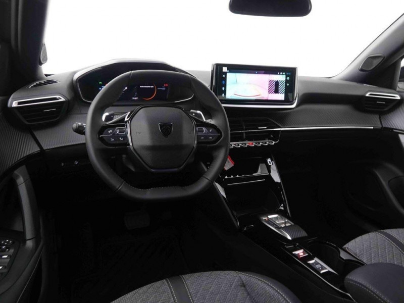 Photo 6 de l'offre de PEUGEOT 2008 1.2 HYBRID 145 eDCS6 Allure à 28698€ chez Carlyss automobiles Vitré