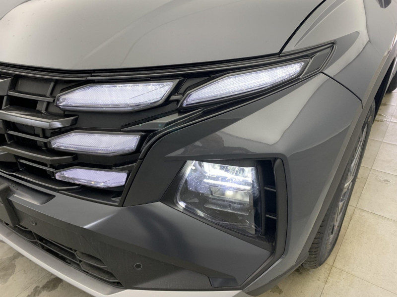 Photo 16 de l'offre de HYUNDAI Tucson 1.6 T-GDI 215 Hybrid BVA6 Initia à 28958€ chez Carlyss automobiles Vitré