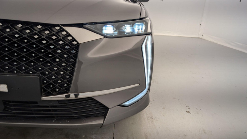 Photo 21 de l'offre de DS DS4 PureTech 130 EAT8 Rivoli à 23438€ chez Carlyss automobiles Vitré
