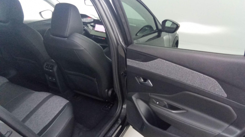 Photo 7 de l'offre de Peugeot 408 PureTech 130 ch S&S EAT8 Allure Pack à 26598€ chez Carlyss automobiles Vitré