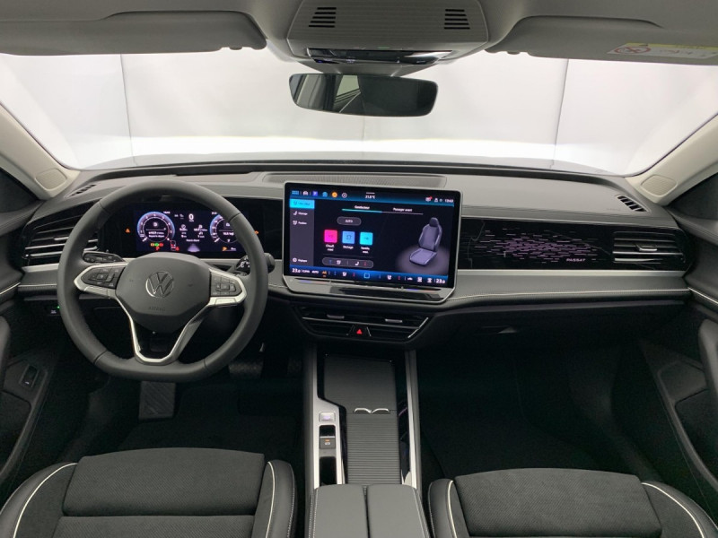 Photo 13 de l'offre de VOLKSWAGEN Passat 1.5 eTSI OPF 150 DSG7 Elegance à 39598€ chez Carlyss automobiles Vitré