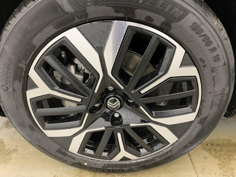 Photo 20 de l'offre de CITROEN C4 Hybride 145 e-DCS6 Max à 22998€ chez Carlyss automobiles Vitré