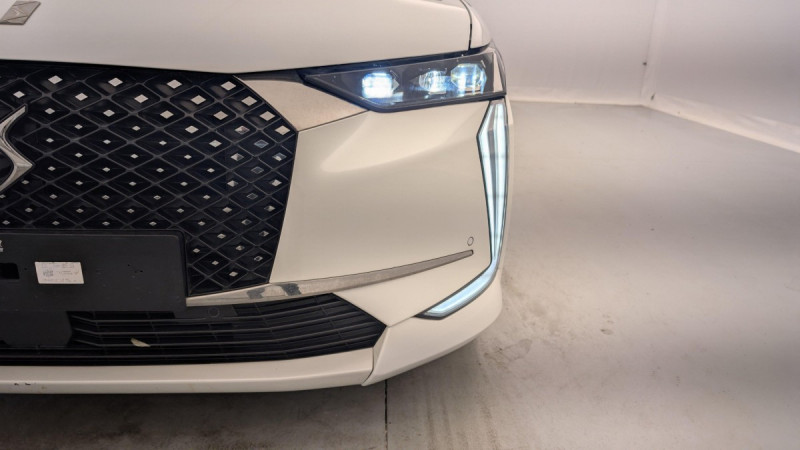Photo 21 de l'offre de DS DS4 PureTech 130 EAT8 Rivoli à 22311€ chez Carlyss automobiles Vitré