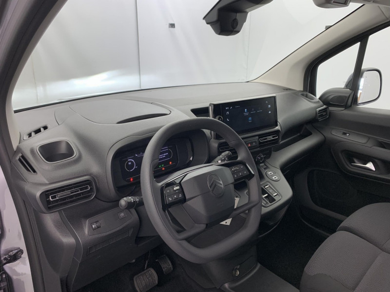 Photo 9 de l'offre de CITROEN BERLINGO VAN TAILLE M 650KG BLUEHDI 130 S&S EAT8 à 23337€ chez Carlyss automobiles Vitré