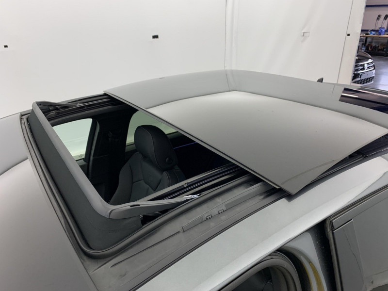 Photo 20 de l'offre de AUDI Q3 Sportback 35 TDI 150 ch S tronic 7 S line à 48598€ chez Carlyss automobiles Vitré