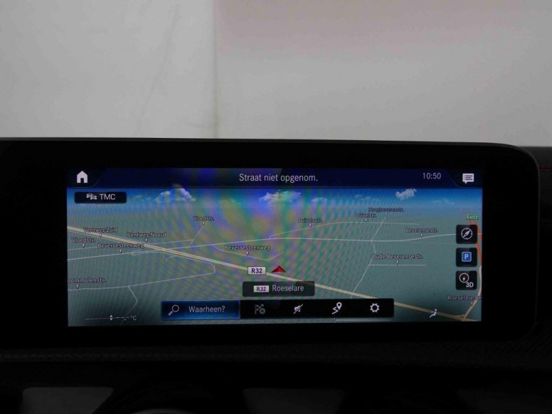 Photo 9 de l'offre de MERCEDES-BENZ CLA 200 163 DCT Shooting Brake AMG-Line à 37129€ chez Carlyss automobiles Vitré