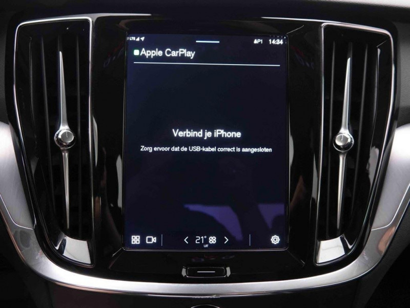 Photo 8 de l'offre de VOLVO S60 2.0 MHEV 197 Core à 34624€ chez Carlyss automobiles Vitré