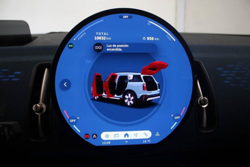 Photo 7 de l'offre de MINI Countryman U25 Countryman 163 ch DKG7 D Favoured à 37798€ chez Carlyss automobiles Vitré