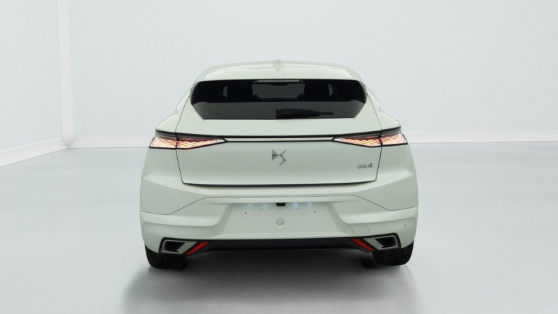 Photo 6 de l'offre de DS DS4 PureTech 130 EAT8 Rivoli à 22442€ chez Carlyss automobiles Vitré